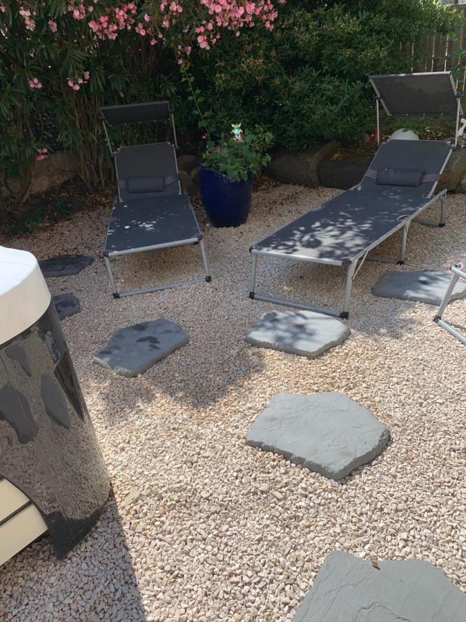 Les Dahlias Appartement 4 Personnes Jacuzzi Barbecue Jardin Arbore Climatise Agde Dış mekan fotoğraf